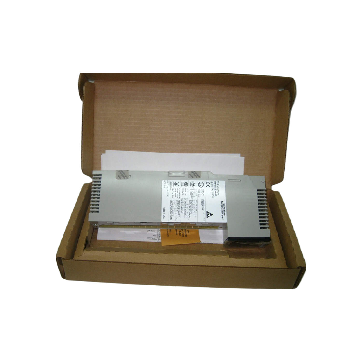 Figure 1: Front view of the Schneider 140DII33000 Discrete Inputs showing its physical design and enclosure.
