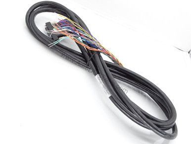 IC693CBL328 GE Fanuc Right Angle I/O Cable 3m for Series 90-30