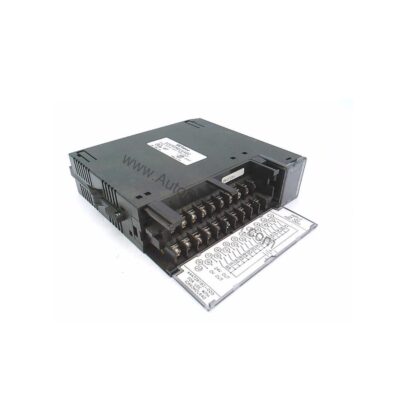 Figure 2: Technical layout and connection details for the GE IC693MDL634 industrial automation component.