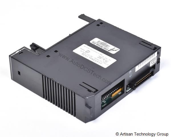 GE Fanuc IC693MDL732 Series 90-30 Digital I/O Module 8 Outputs 12/24VDC