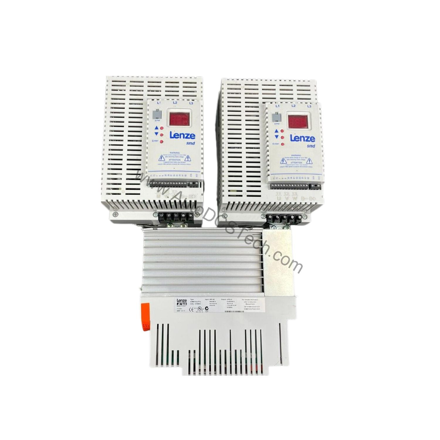 Figure 1: Front view of the Lenze ESMD752L4TXA industrial automation component showing its physical design and enclosure.