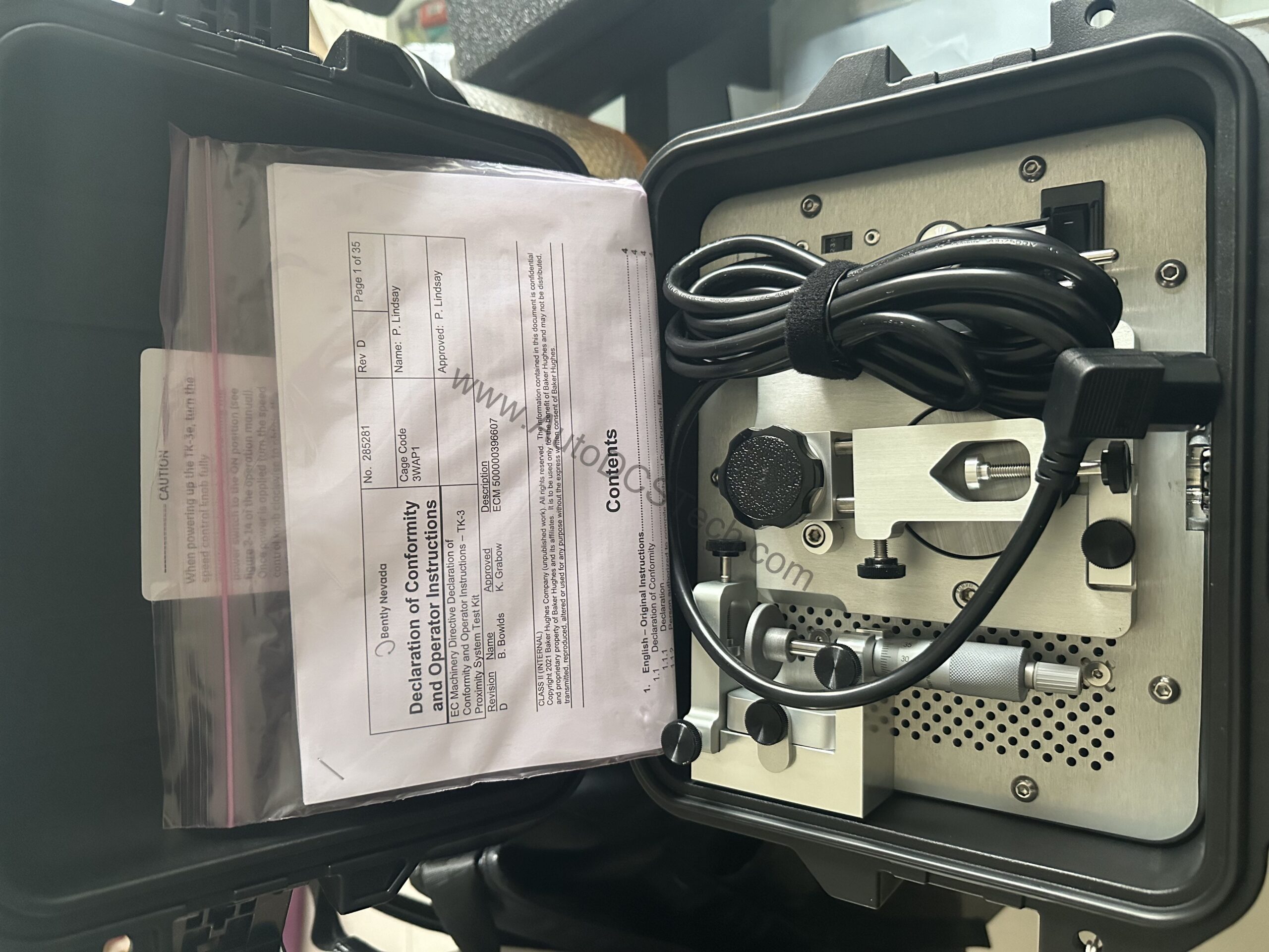 Figure 1: Front view of the Honeywell TK-FXX102 industrial automation component showing its physical design and enclosure.