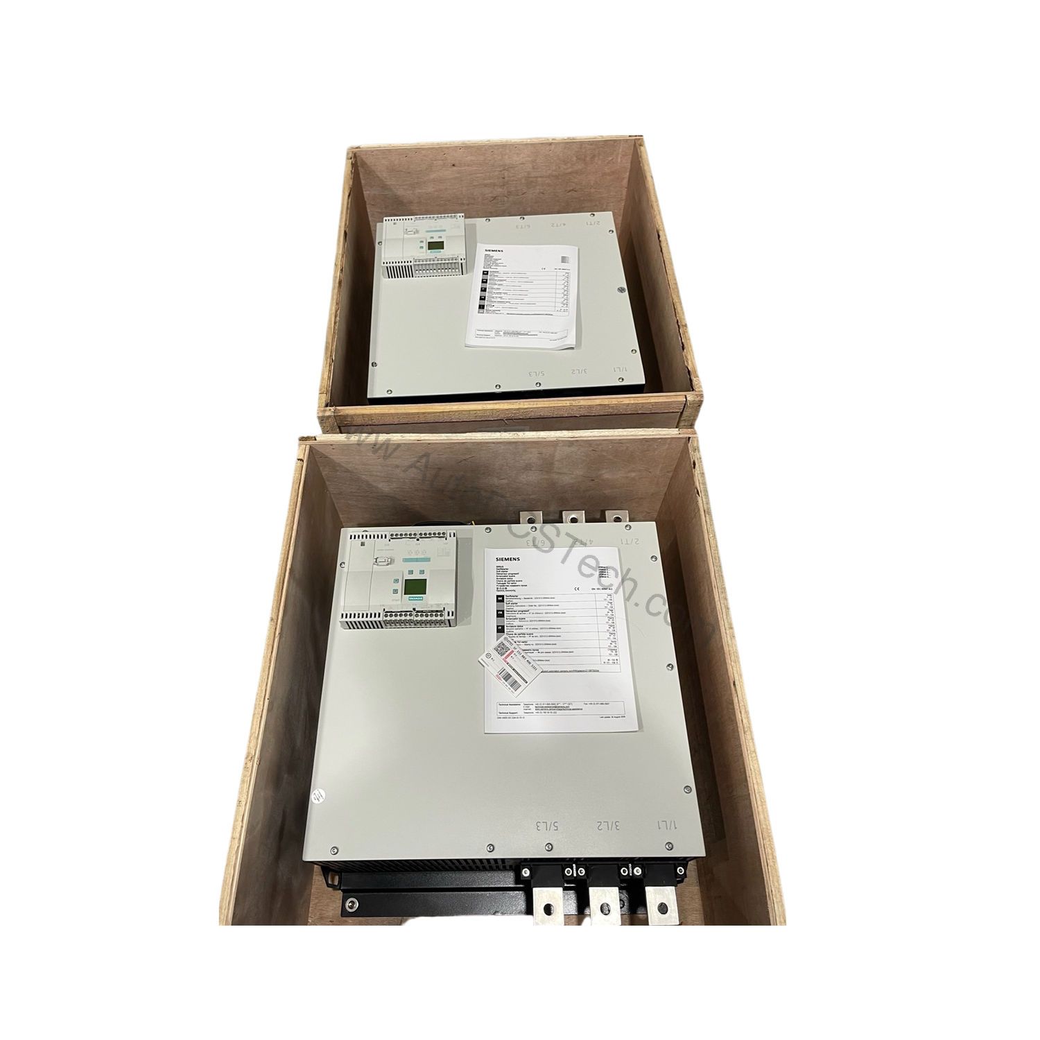 Figure 1: Front view of the Siemens 3RW4454-6BC44 industrial automation component showing its physical design and enclosure.